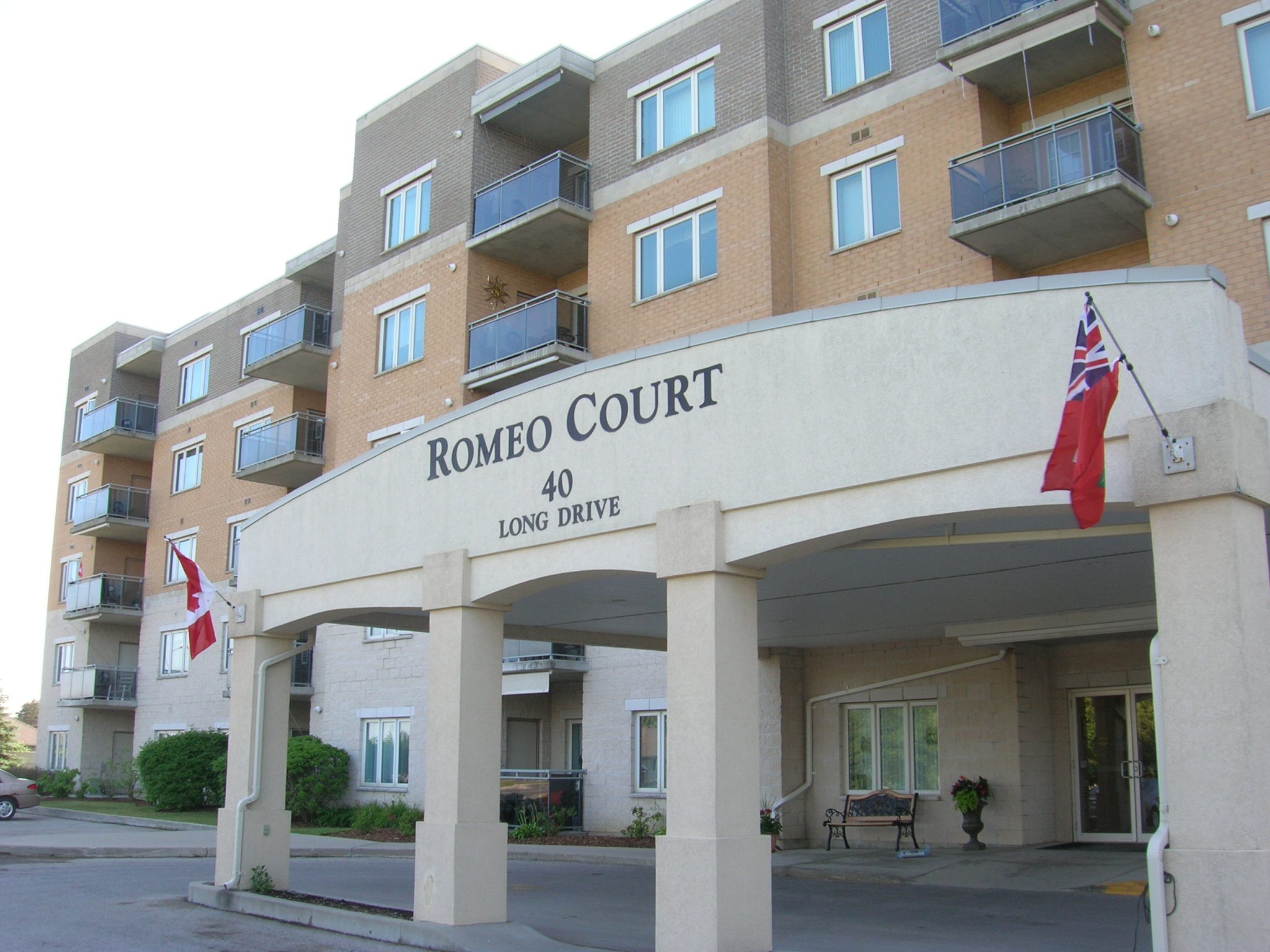Romeo Court